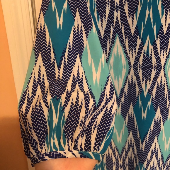 NWOT Francesca’s Multi Colored Blouse - Picture 3 of 3